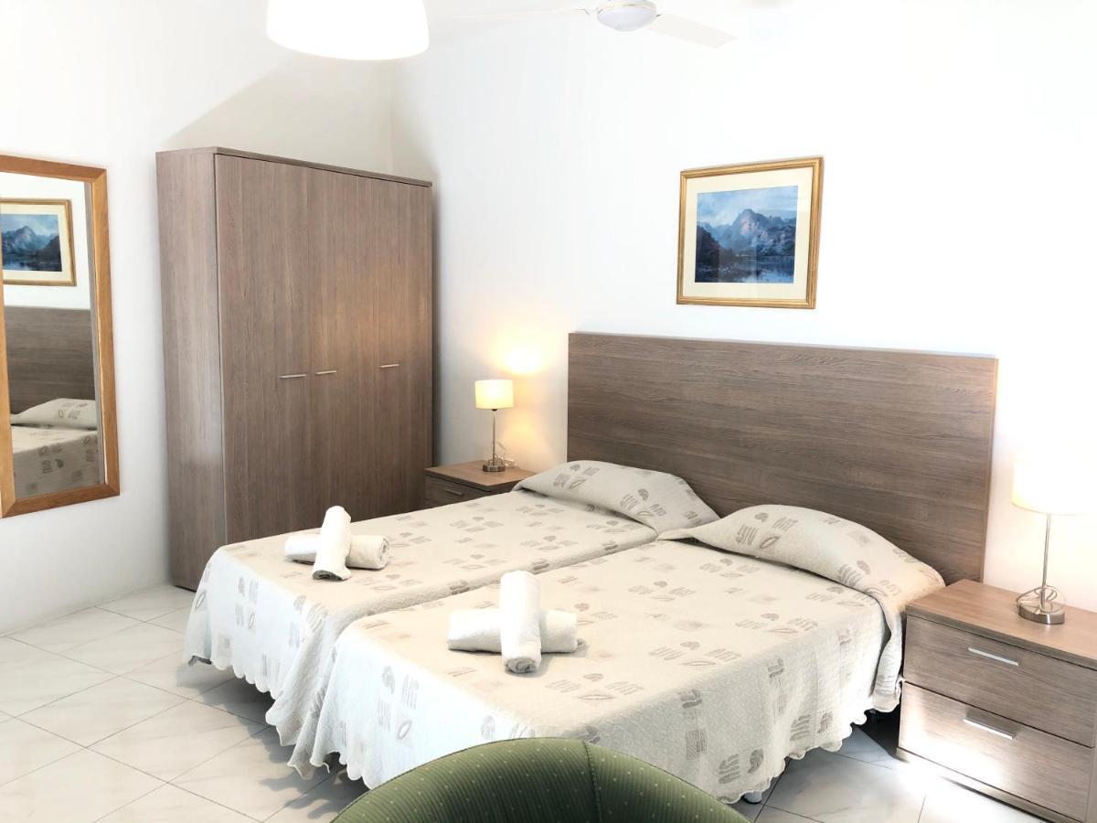 Porto Del Sol Guesthouse Wardija Екстер'єр фото