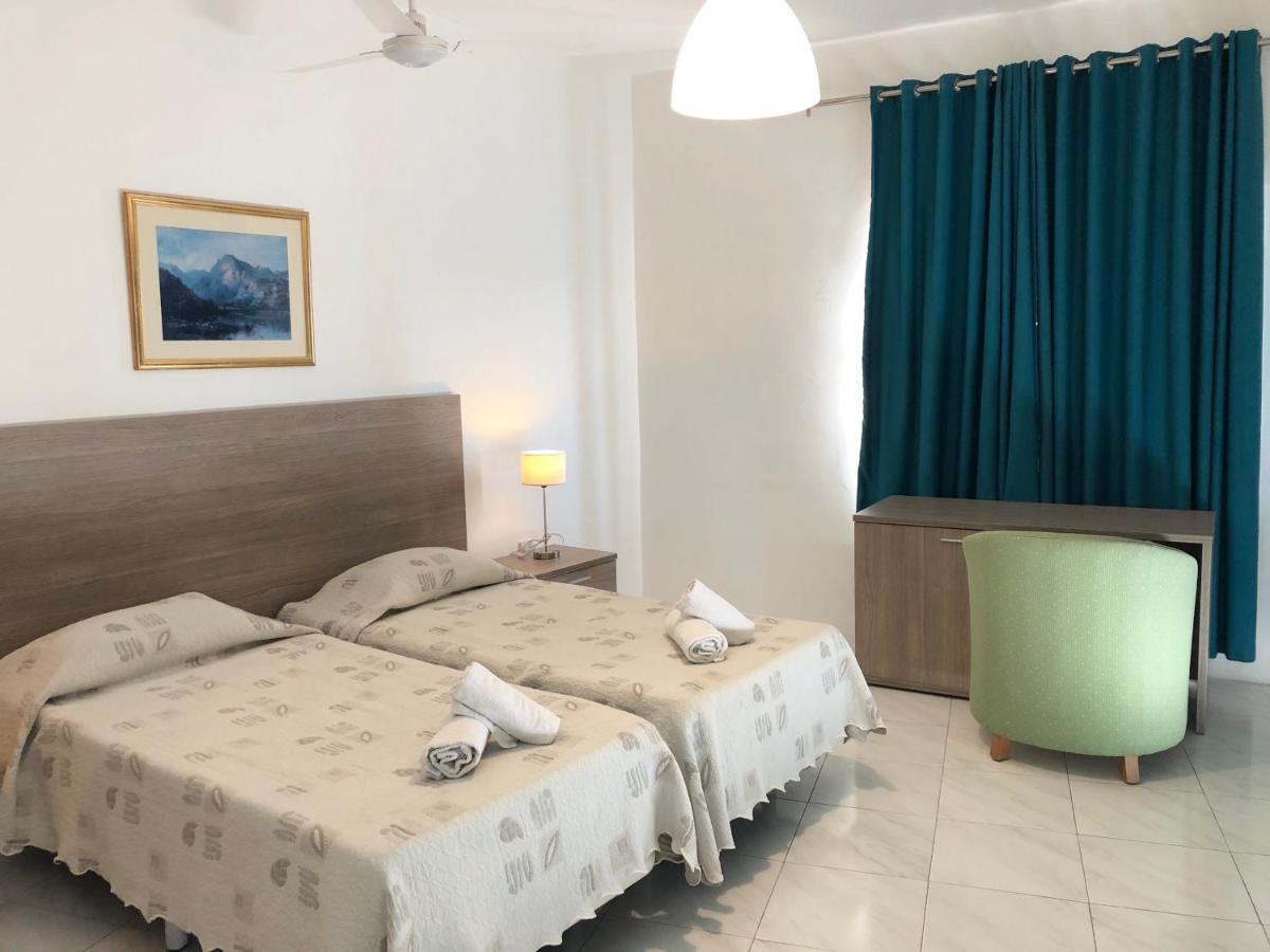 Porto Del Sol Guesthouse Wardija Екстер'єр фото